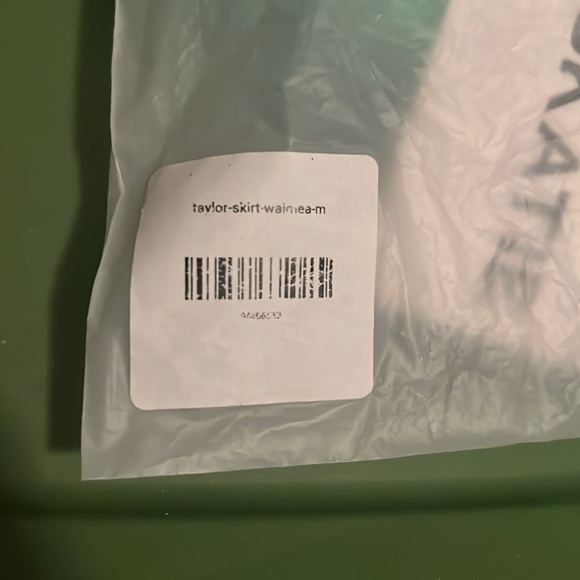 Skatie Waimea Taylor Mini Skirt Cover up Medium - Picture 4 of 5